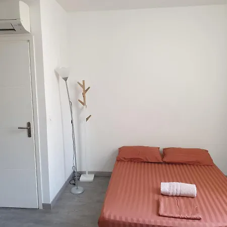 Proche Palais, 2mn Des Plages, Parking Privé Cannes