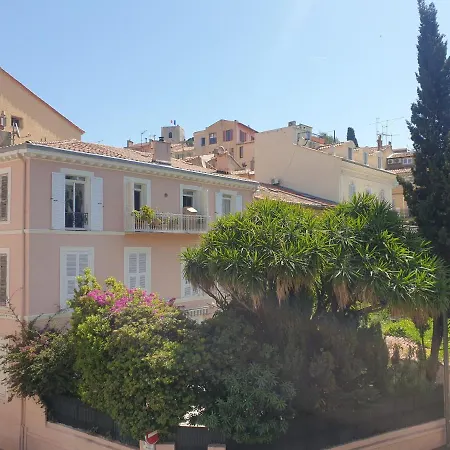 Apartamento Proche Palais, 2mn Des Plages, Parking Privé *